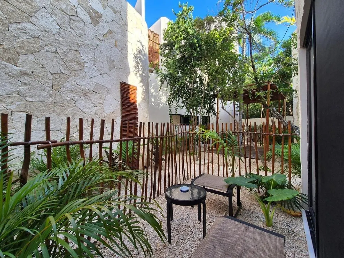 Premiere Villa Near The Beach Tulum